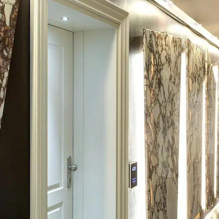 Mascagni Luxury & فندق